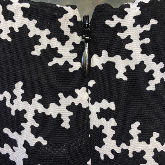 DVF pink ruffle trim midi silk print black white 6 - Picture 13 of 16